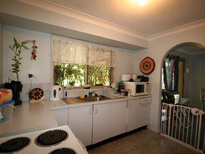 9 Ponderosa Street, Hillcrest QLD 4118