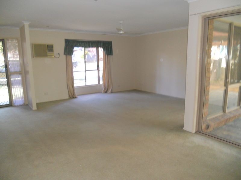 29 Diamantina Street, Hillcrest QLD 4118