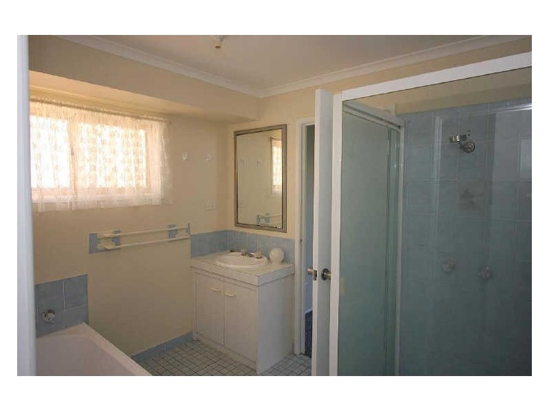 9 Yeoman Court, Boronia Heights QLD 4124