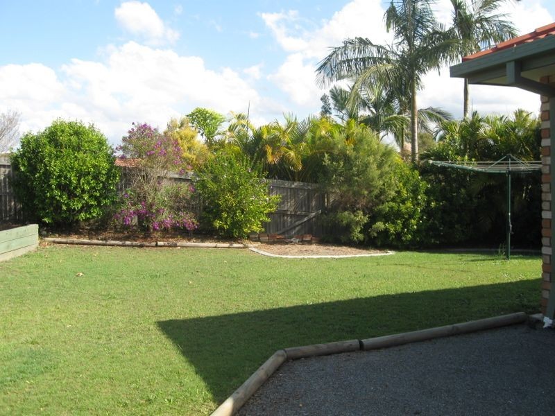 1 Nepeta Street, Regents Park QLD 4118