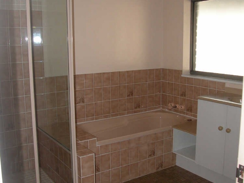 25 – 39 Harvest Road, Greenbank QLD 4124