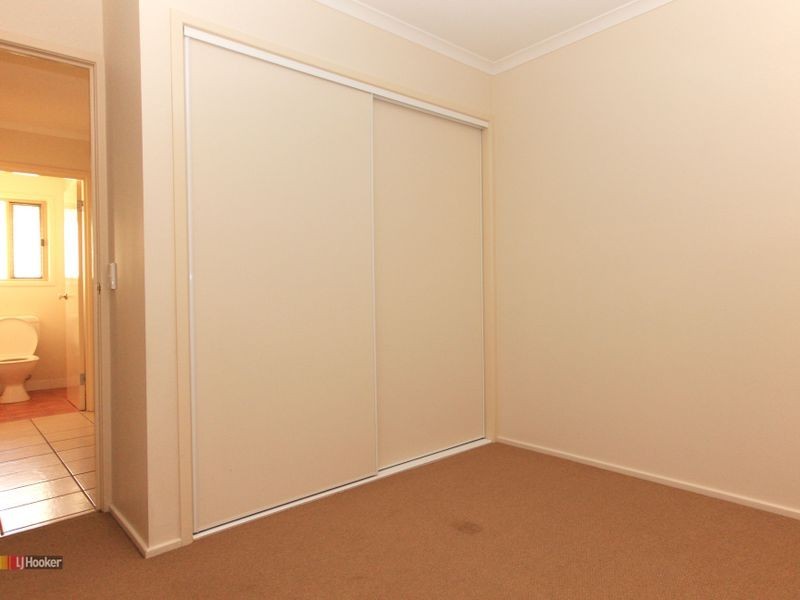 7 Palomino Crescent, Crestmead QLD 4132