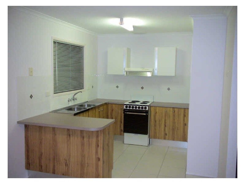 3 Bursaria Street, Crestmead QLD 4132