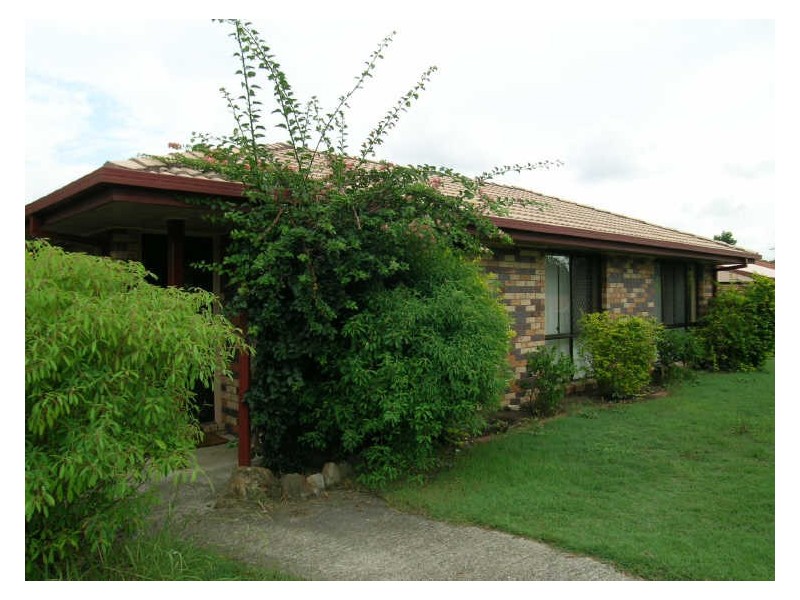 45 Bottlebrush Drive, Regents Park QLD 4118