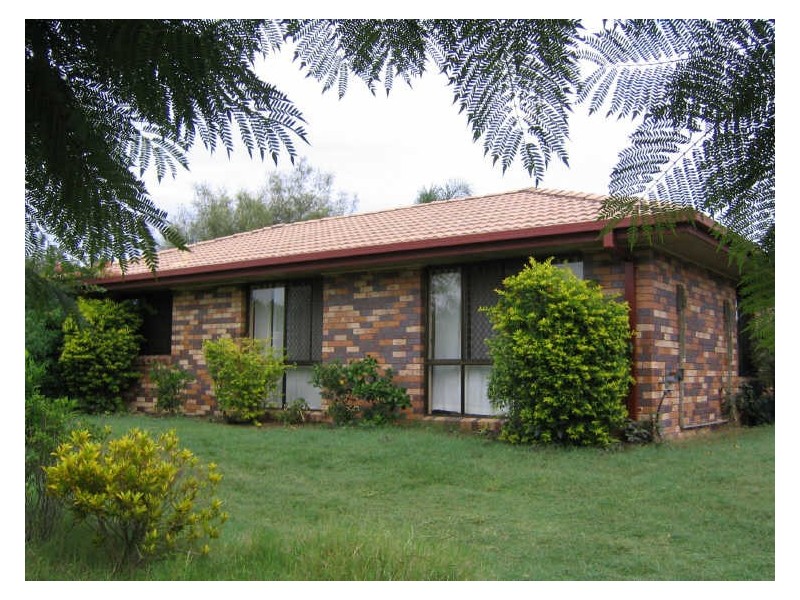 45 Bottlebrush Drive, Regents Park QLD 4118