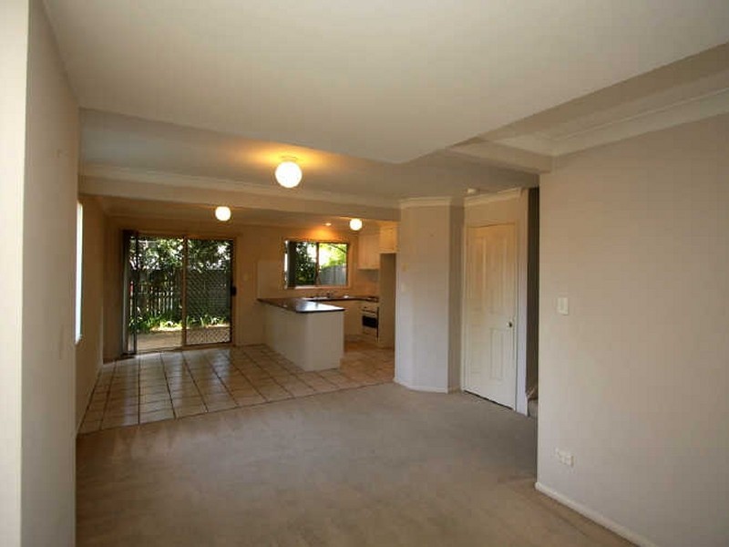 4/229 Browns Plains Road, Browns Plains QLD 4118