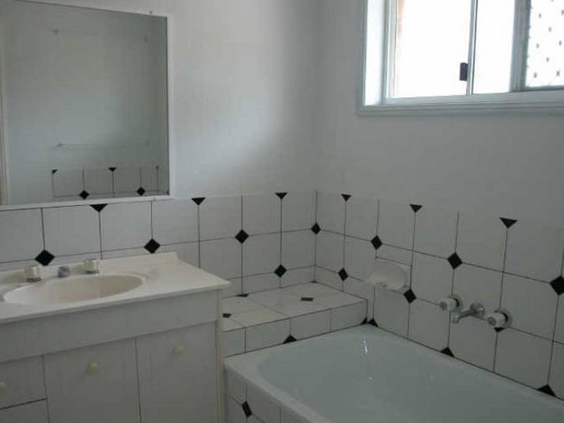 101 Parklands Drive, Boronia Heights QLD 4124