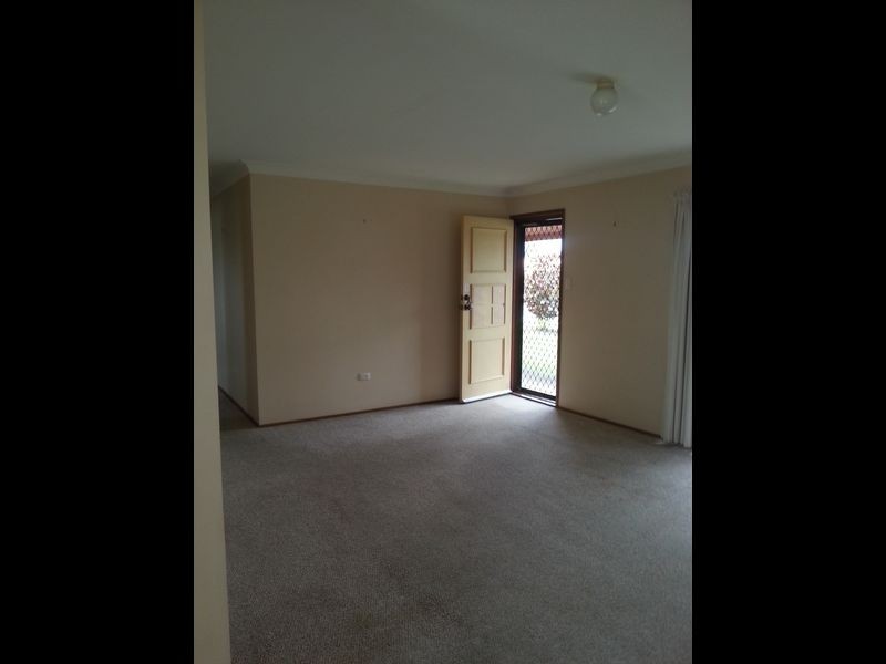 43 Peverell Street, Hillcrest QLD 4118