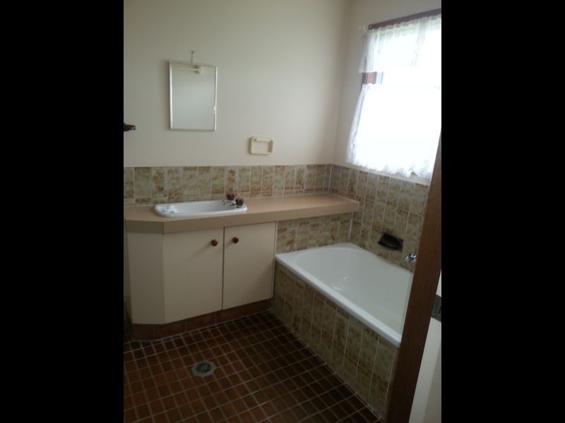 43 Peverell Street, Hillcrest QLD 4118