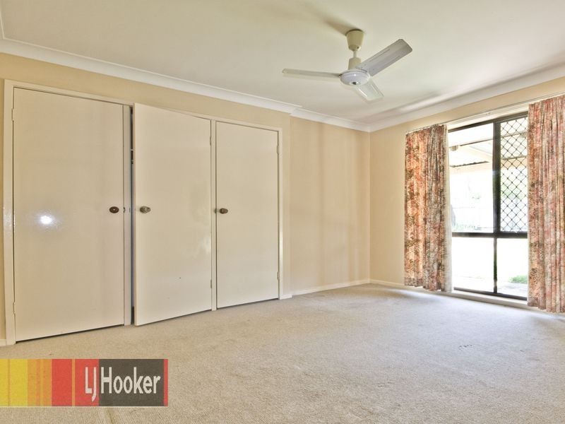 152 Johnson Road, Hillcrest QLD 4118