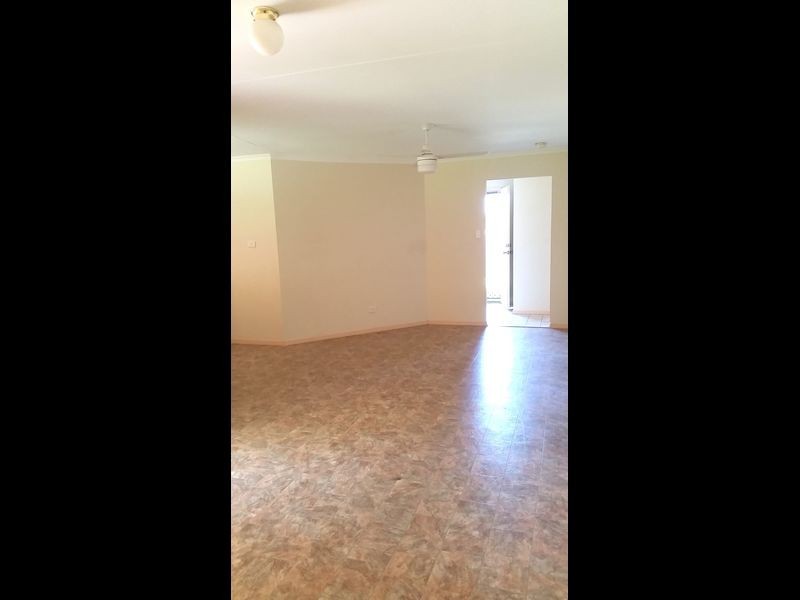 20 Isaac Court, Hillcrest QLD 4118