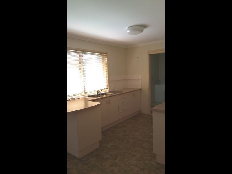 20 Isaac Court, Hillcrest QLD 4118