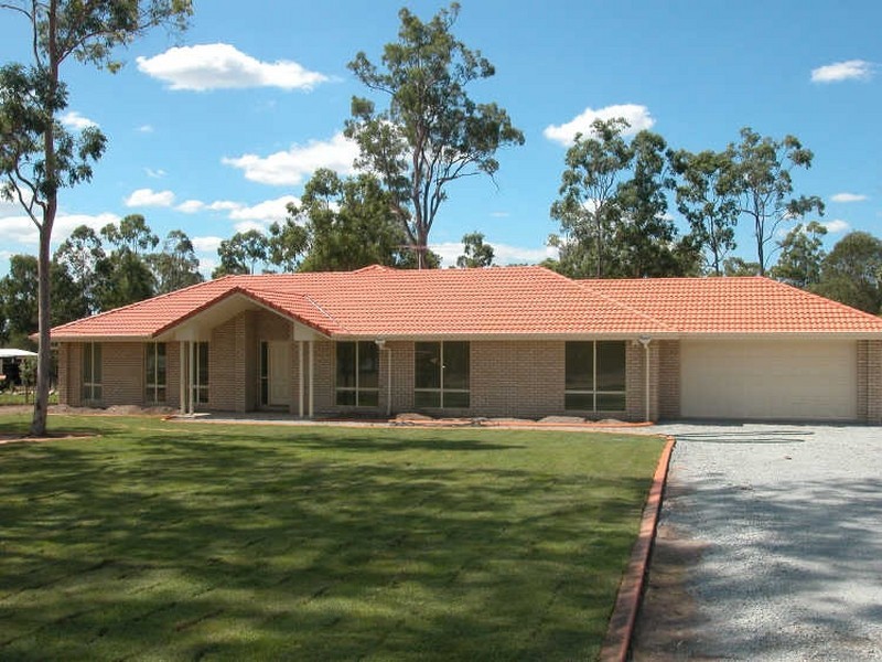 31-33 Blueheeler Drive, Greenbank QLD 4124