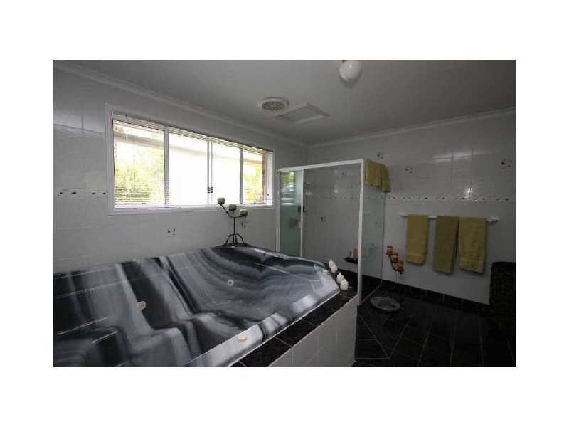 15 Penda Road, Park Ridge South QLD 4125