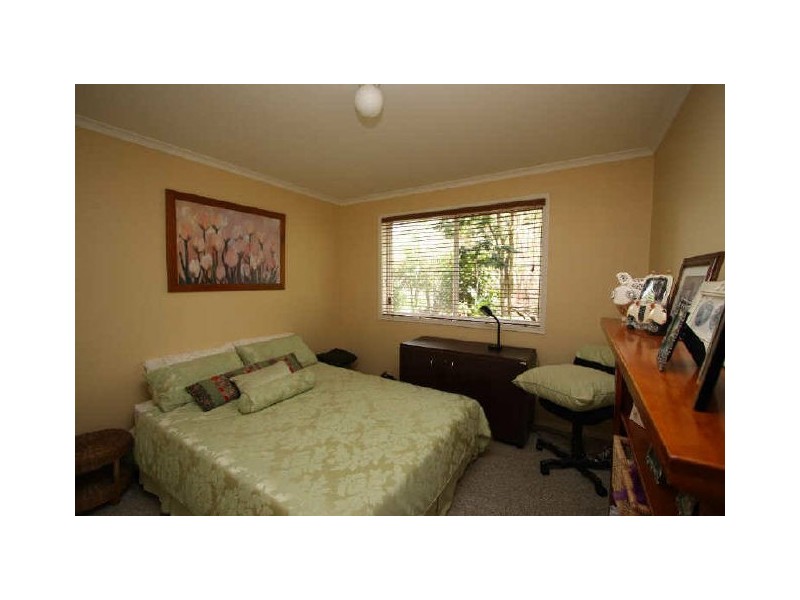 15 Penda Road, Park Ridge South QLD 4125