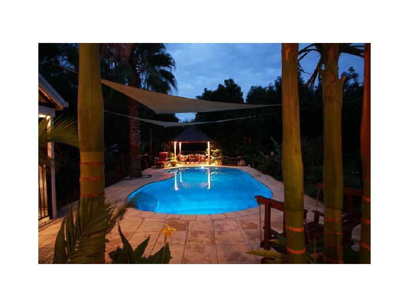 15 Penda Road, Park Ridge South QLD 4125
