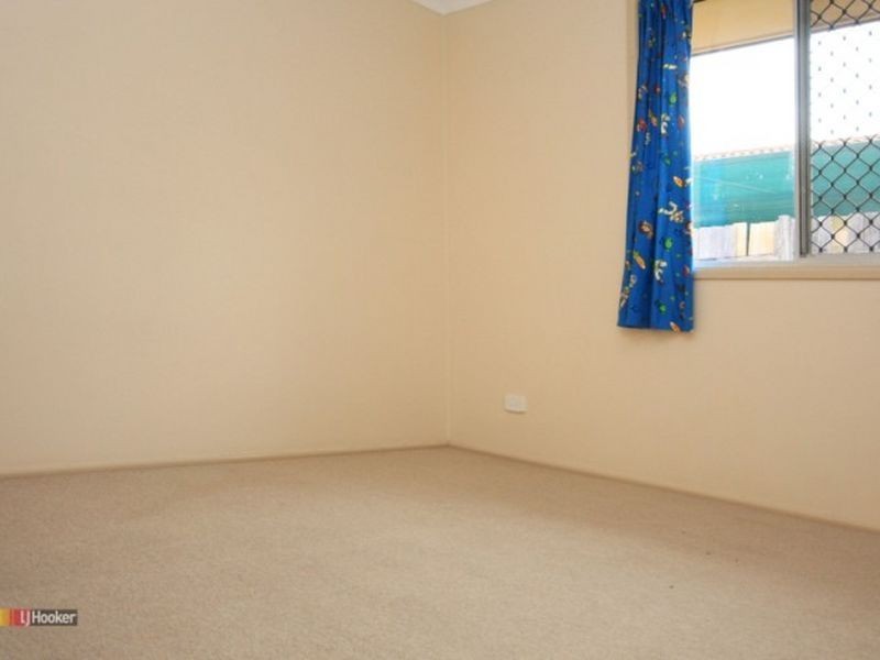 5 Silvertop Street, Hillcrest QLD 4118