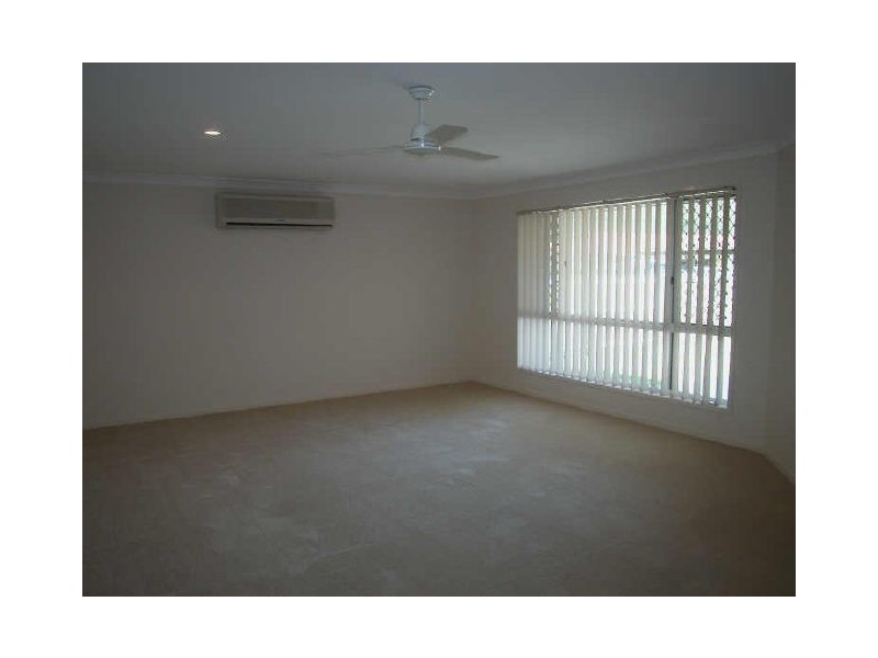 12 Lake Cooloola Court, Logan Reserve QLD 4133