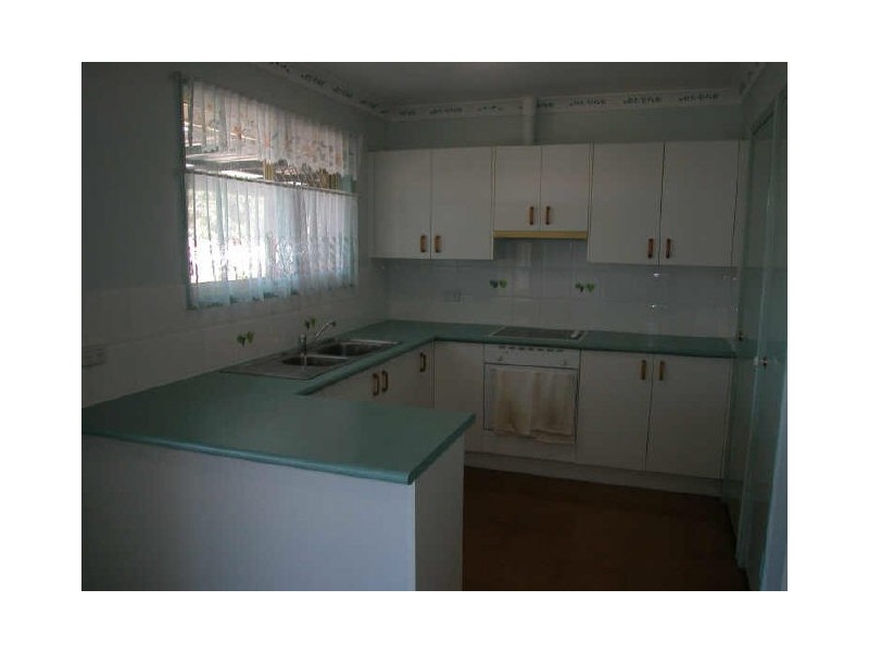 6 McKenzie Street, Crestmead QLD 4132