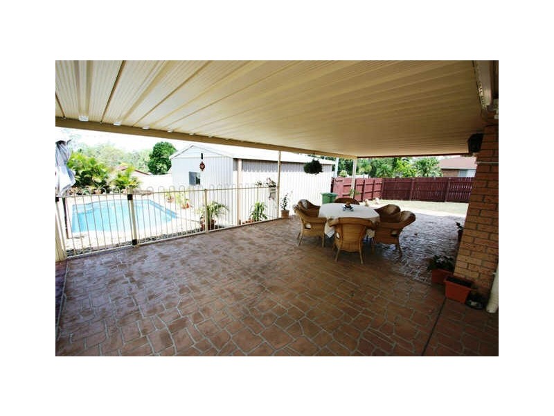 18 Penfold Street, Hillcrest QLD 4118