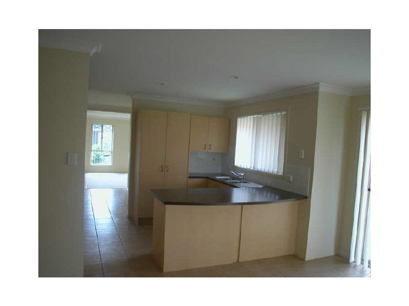 3 Lake Cooloola Crt, Logan Reserve QLD 4133