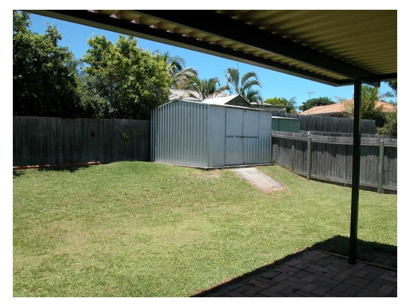 34 Federation Drive, Hillcrest QLD 4118