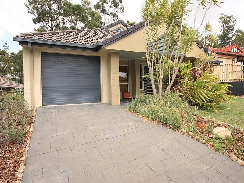 17 Agathis Place, Forest Lake QLD 4078
