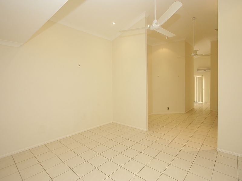 17 Agathis Place, Forest Lake QLD 4078