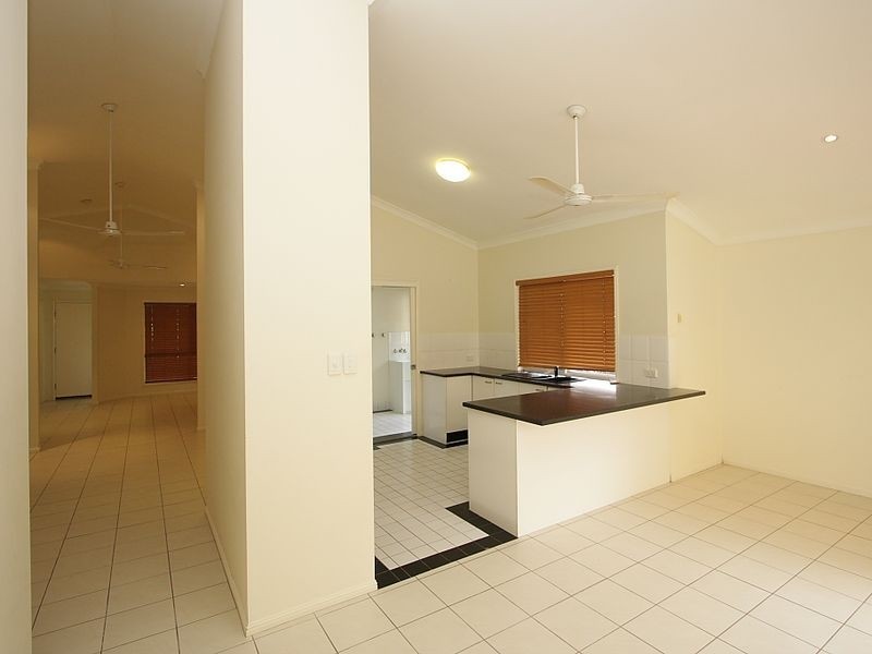 17 Agathis Place, Forest Lake QLD 4078