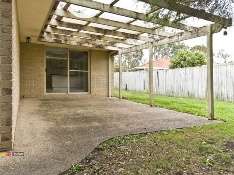 28 Solandra Circuit, Regents Park QLD 4118