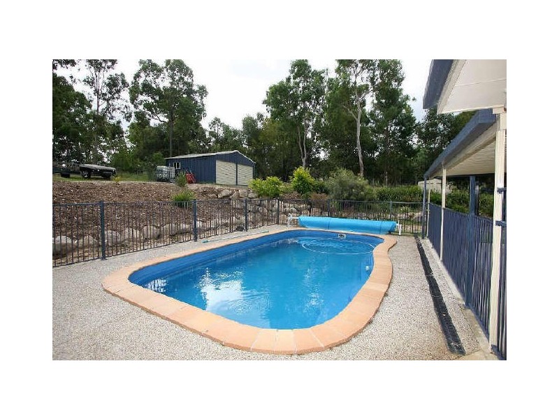 272-274 Equestrian Drive, New Beith QLD 4124