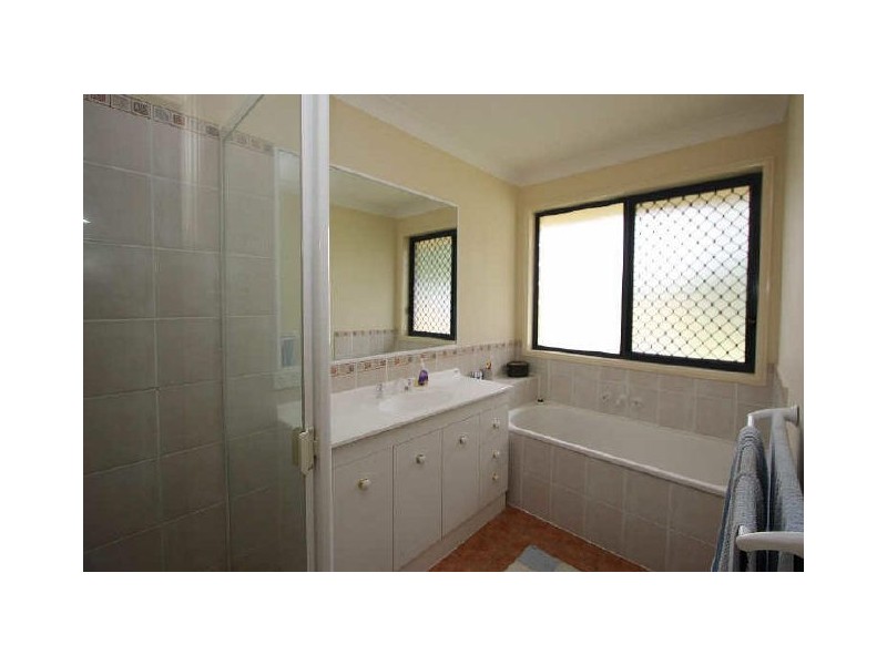 272-274 Equestrian Drive, New Beith QLD 4124