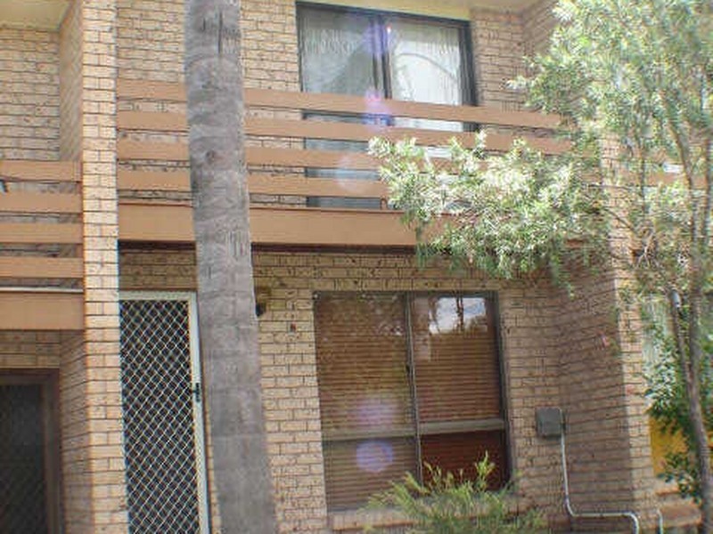 2/124 Smith Road, Woodridge QLD 4114