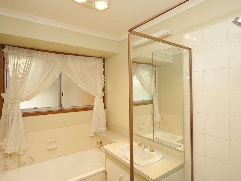 34 Algol Street, Regents Park QLD 4118