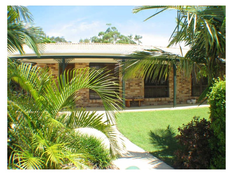 148 Emerald Drive, Regents Park QLD 4118