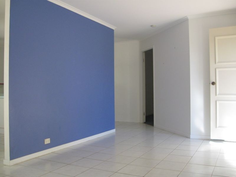 11 Billabong Court, Regents Park QLD 4118