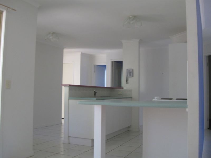 11 Billabong Court, Regents Park QLD 4118