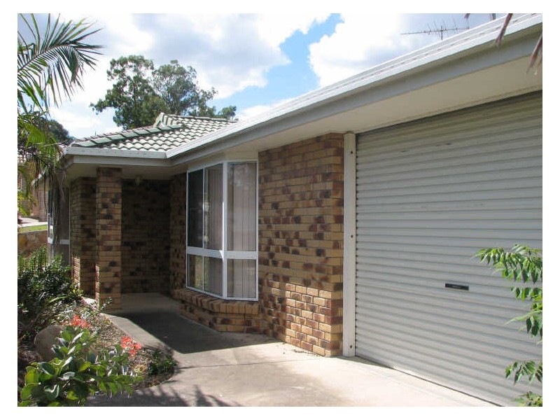 34 Gordonia Drive, Regents Park QLD 4118