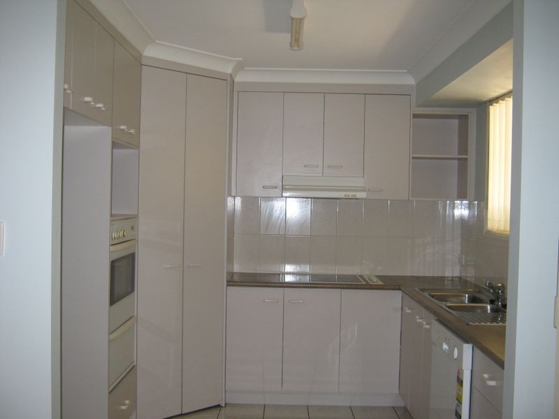 83 Lamberth Road, Regents Park QLD 4118