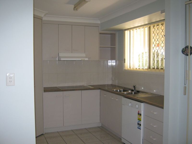 83 Lamberth Road, Regents Park QLD 4118