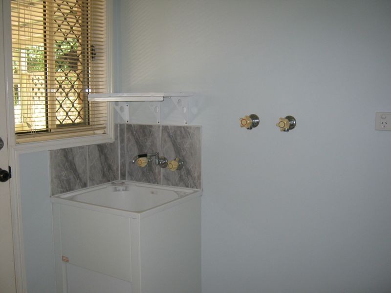 83 Lamberth Road, Regents Park QLD 4118