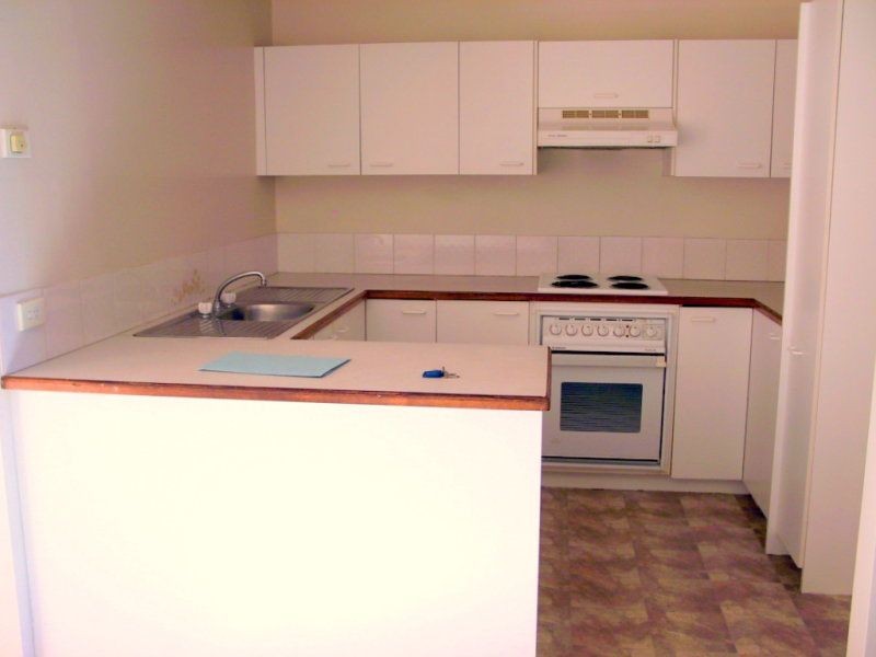 1/8 Monash Road, Loganlea QLD 4131