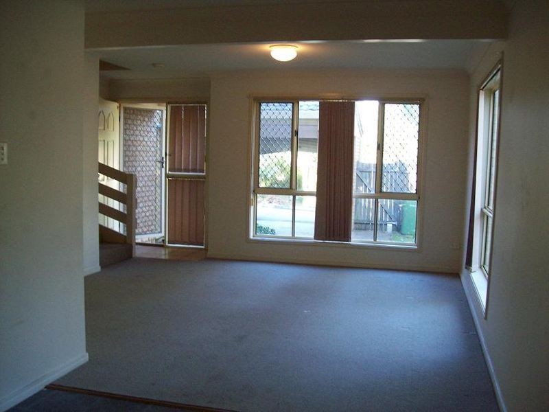 1/8 Monash Road, Loganlea QLD 4131