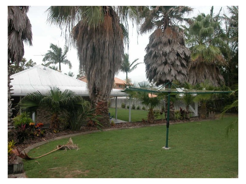 6 Paringa Court, Hillcrest QLD 4118