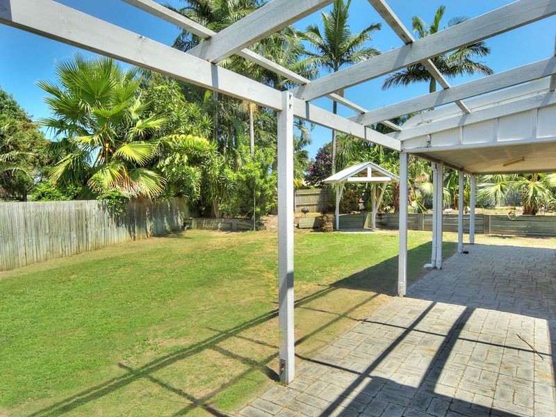 6 Paringa Court, Hillcrest QLD 4118