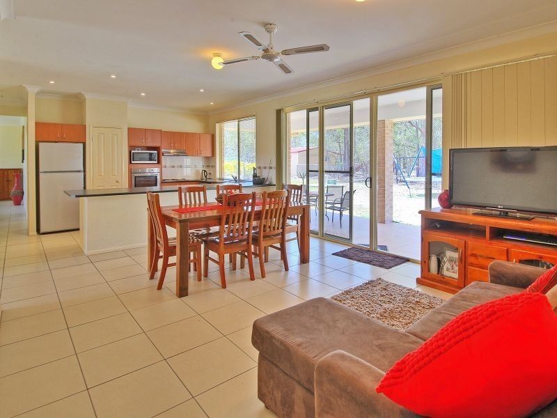 43 Blue Heeler Drive, New Beith QLD 4124