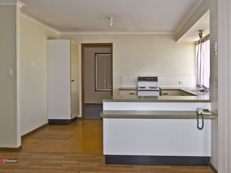 18 Banksia Street, Browns Plains QLD 4118