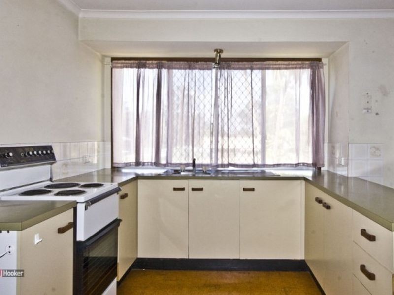 18 Banksia Street, Browns Plains QLD 4118