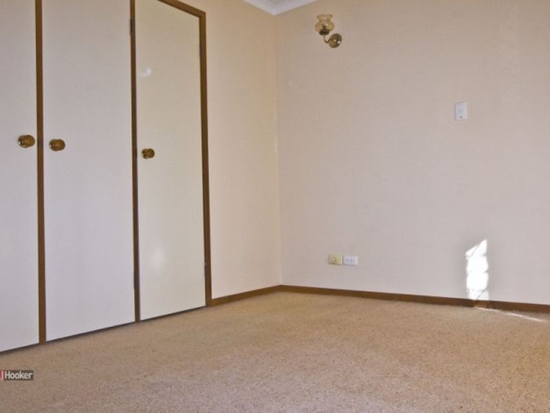 18 Banksia Street, Browns Plains QLD 4118