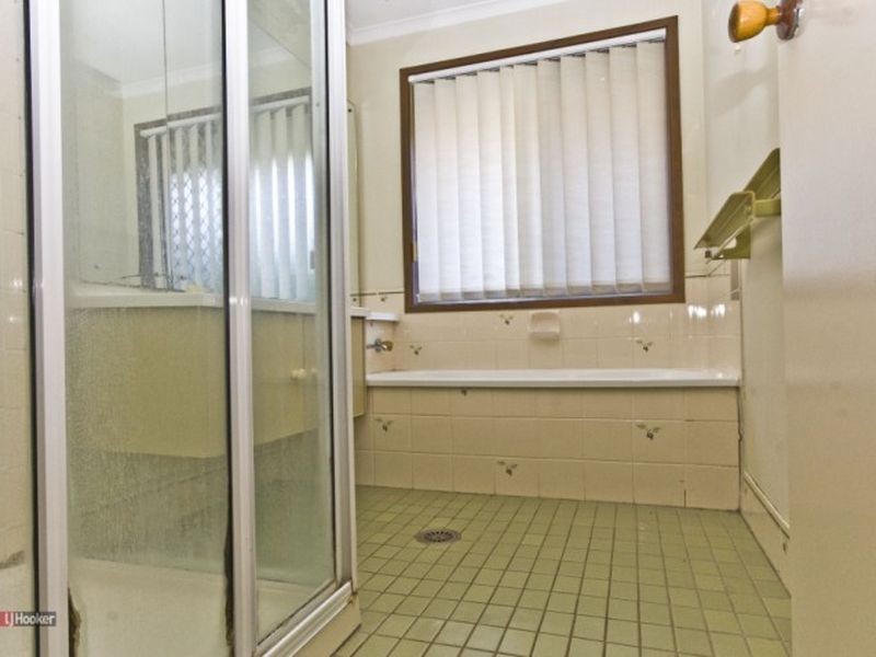 18 Banksia Street, Browns Plains QLD 4118